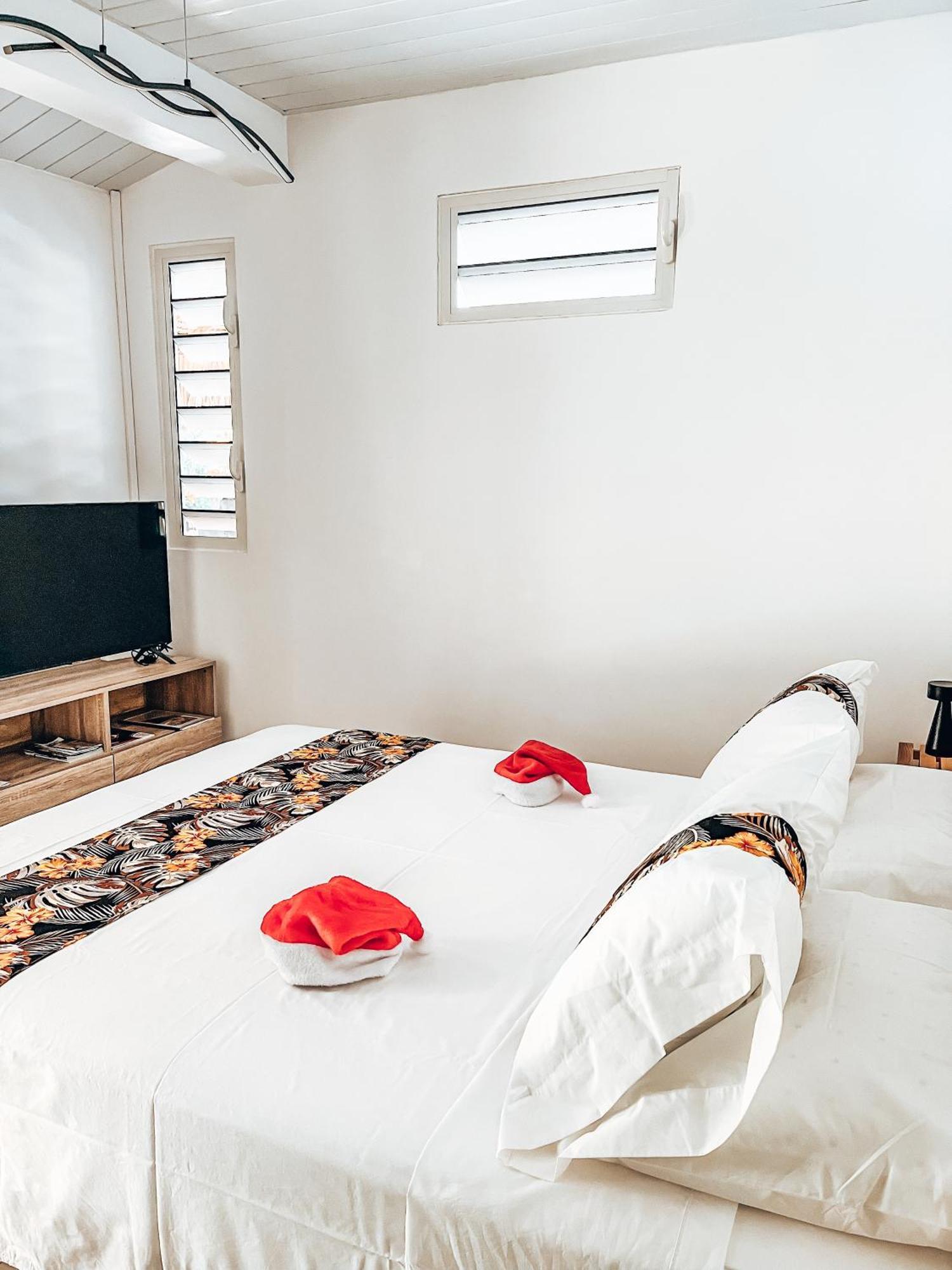 Vaikea Fare Appartement Mahina Buitenkant foto